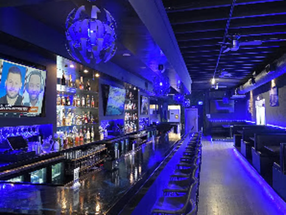 Varsity Lounge