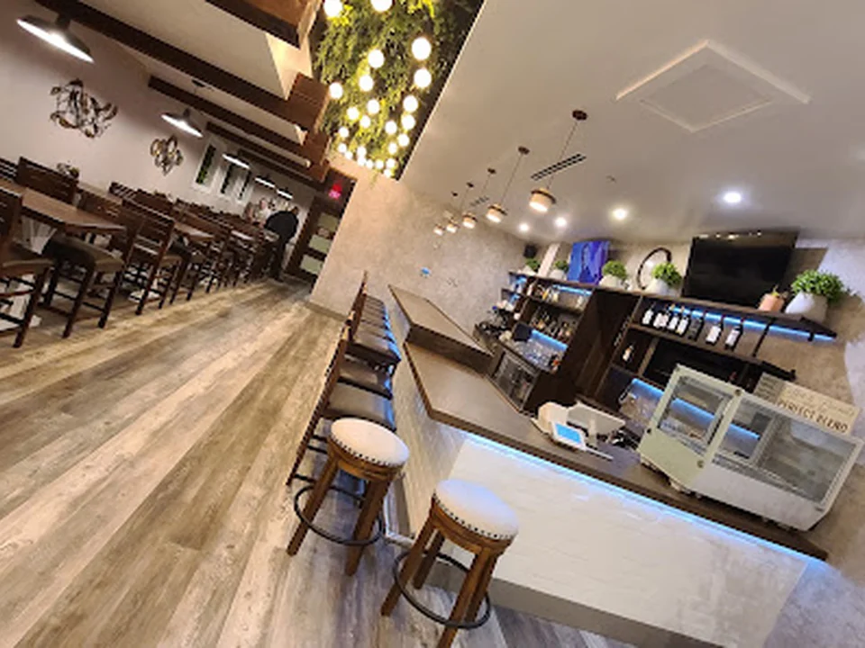 Vibe Cafe And Wine Bar