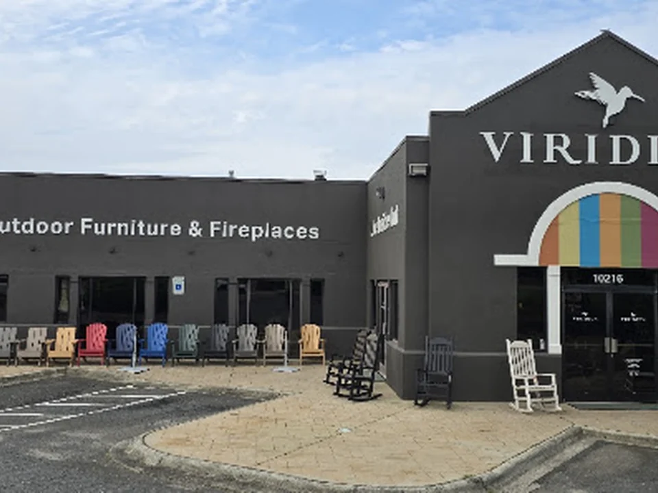 Foto de VIRIDIEN Patio + Fireplace