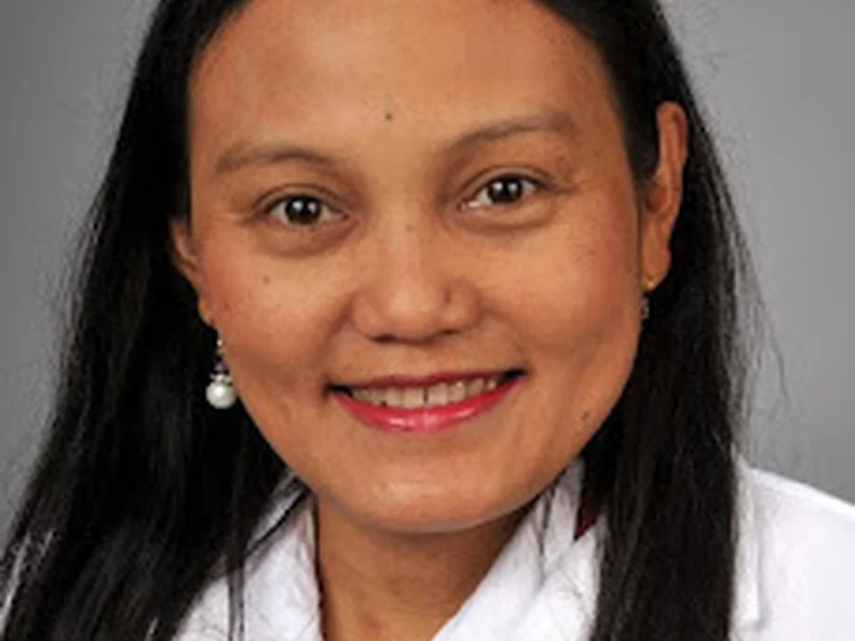 Yasmin Suzanne Senturias, MD