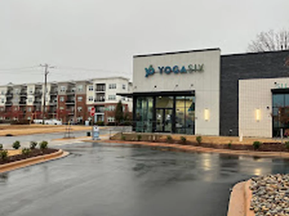 YogaSix Highland Creek