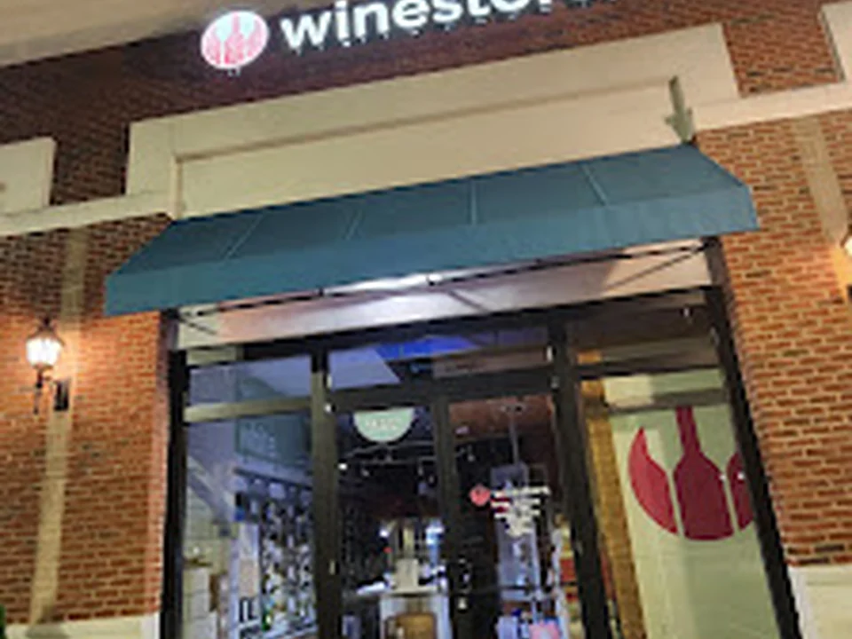 winestore. Blakeney, Charlotte